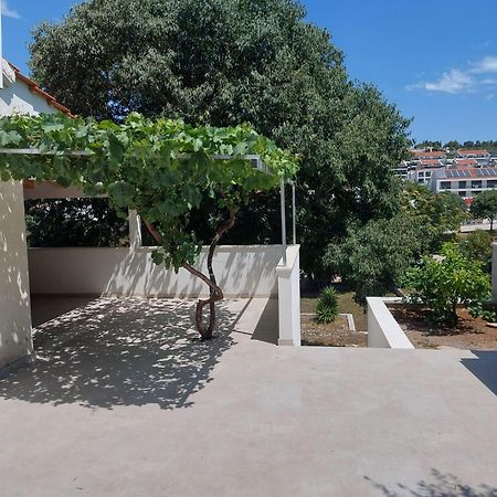Holiday Home Dora Sutivan Dış mekan fotoğraf